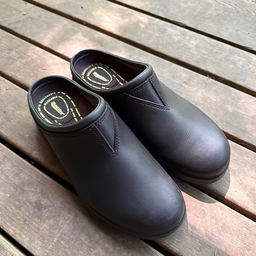 Blundstone all terrain clogs